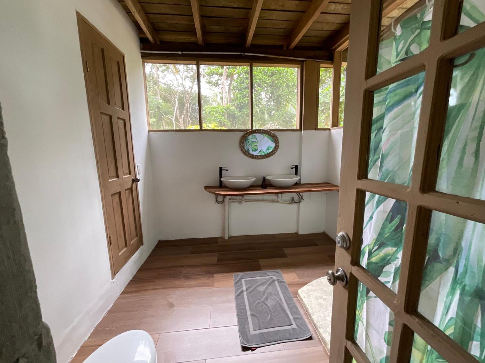 Tesoro Escondido Ecolodge Cabinas Bocas Town Ngoại thất bức ảnh